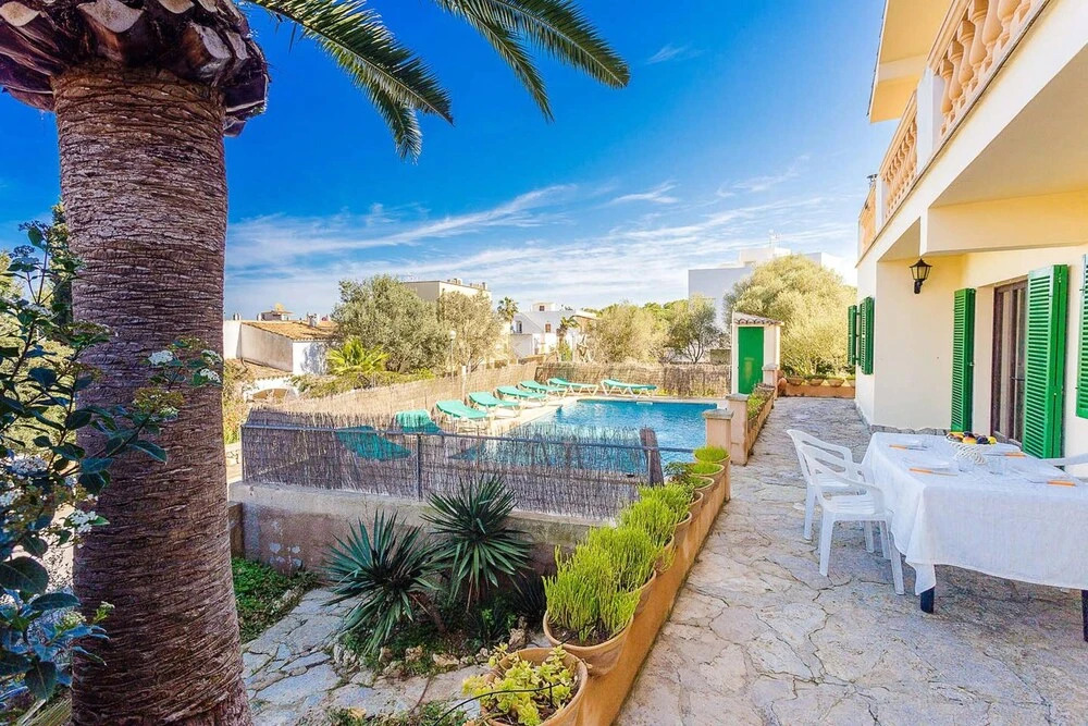 Villa With 5 Bedrooms in Portocolom, With Wonderful City View, Private Pool, Enclosed Garden Near the Beach