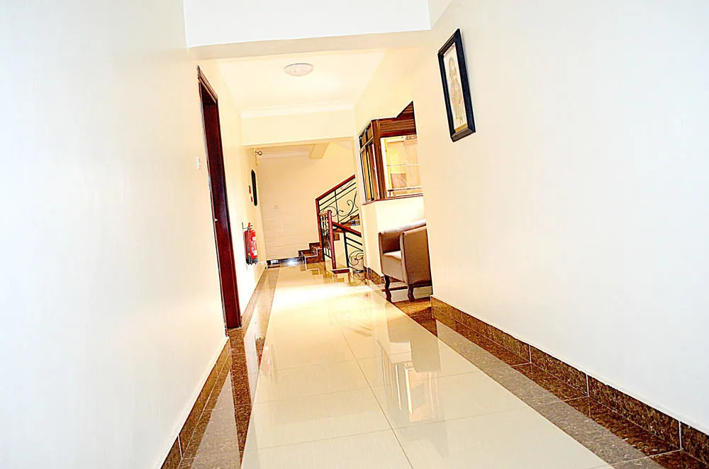 Maries Royale Hotel