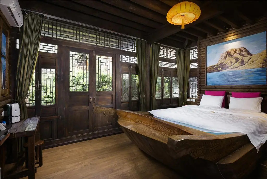 Blossom Hill Inn - Joyland