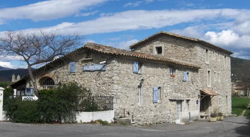 Logis Hotel Restaurant L Auberge Cigaloise