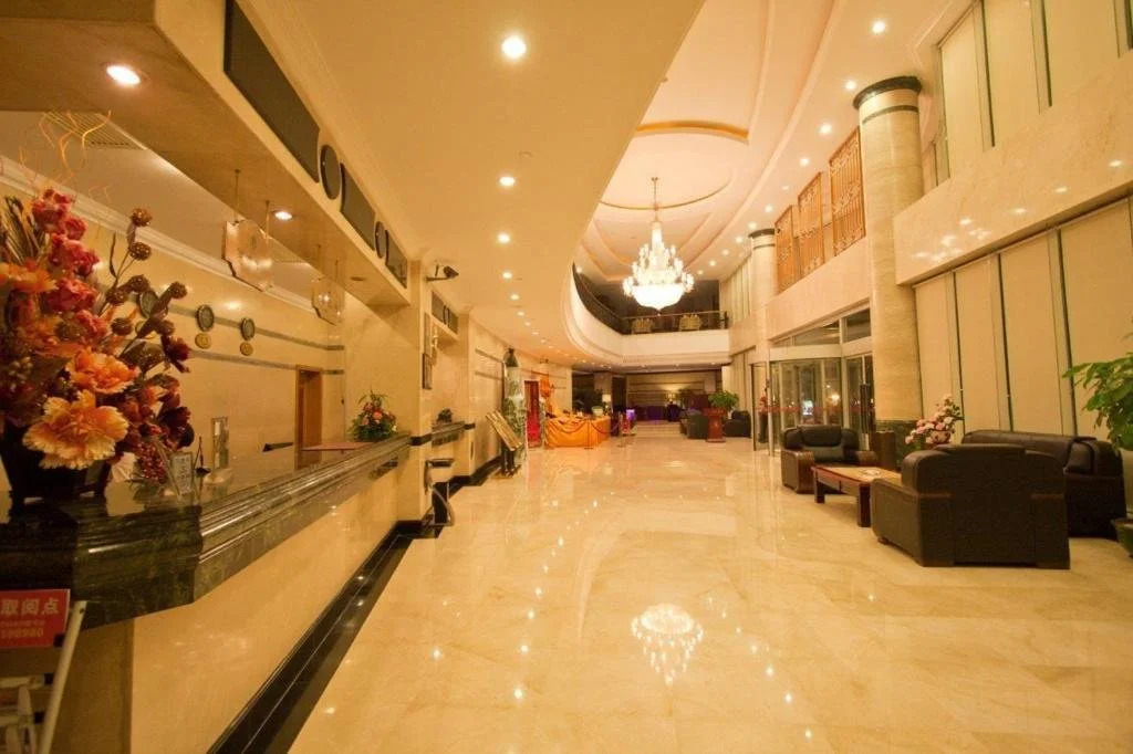 Red Forest Hotel Hepu