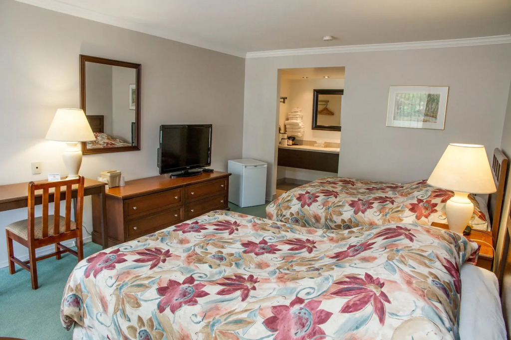 Rideau Heights Inn