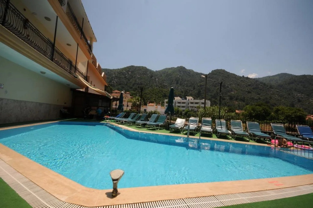 Ozlem 2 Apart Hotel