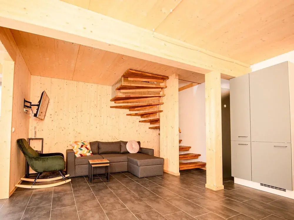 Elegant Chalet Near Ski-slopes