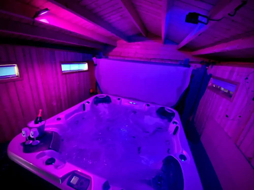 Anchor Hot tub Suite in Lytham St Annes