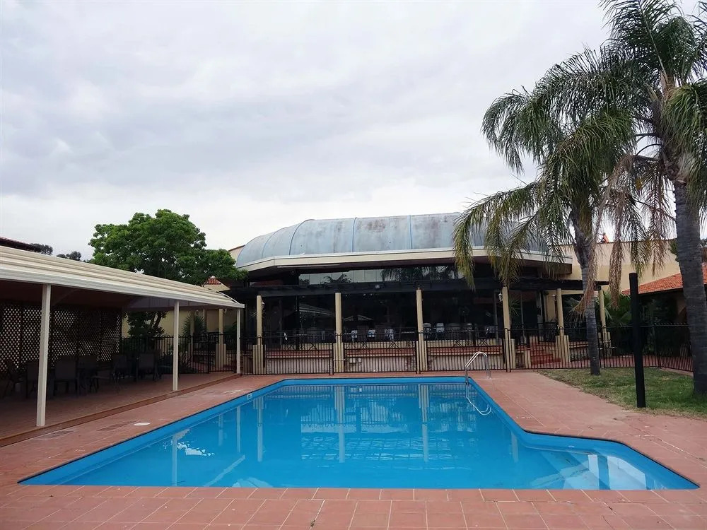 El Caballo Resort