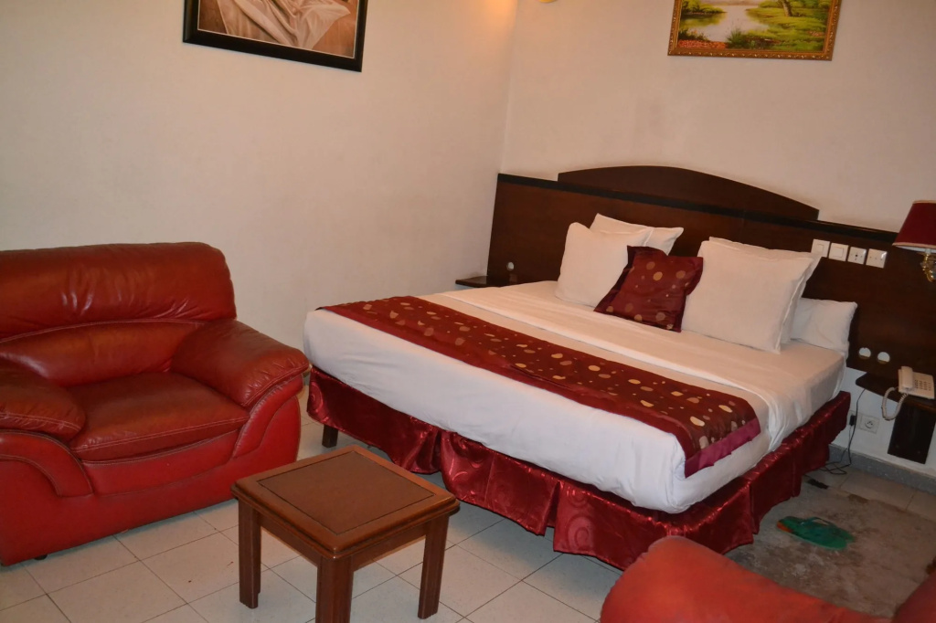 Le Luxtral Hôtel
