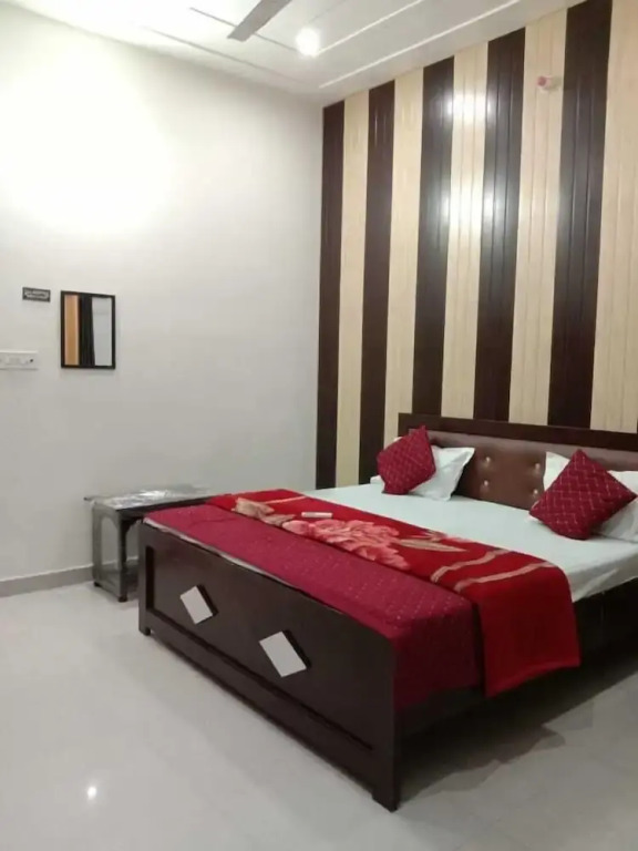 Ramam Hotel by Naavagat Near Ram Mandir