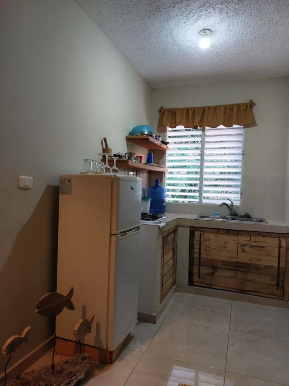 Quiet Studio - Apartment 4 in Villa Coconut