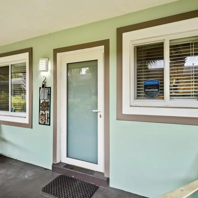 Wilton Manors 2BR Charm Walk to the Drive
