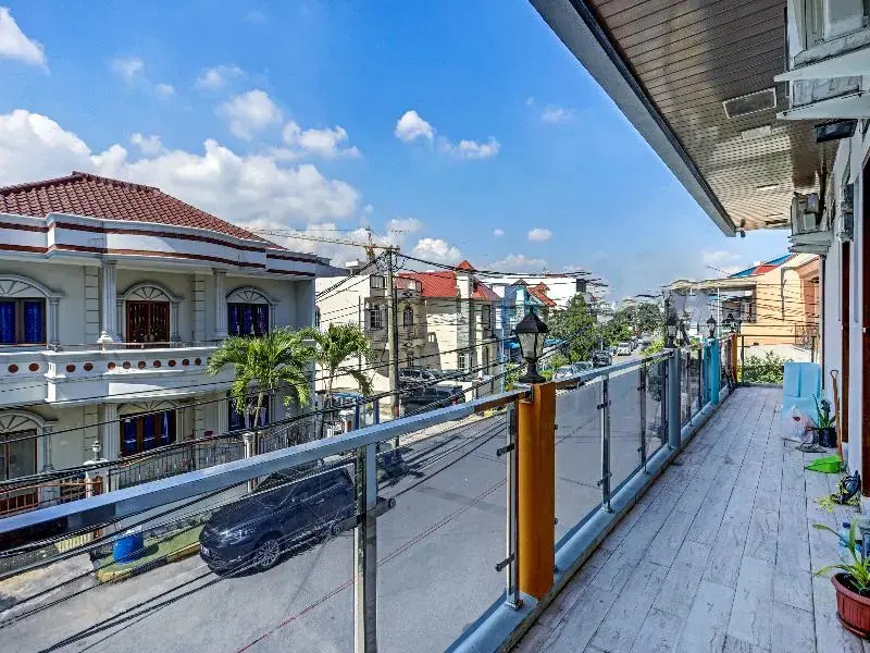 OYO 90366 Homestay 81 Baloi