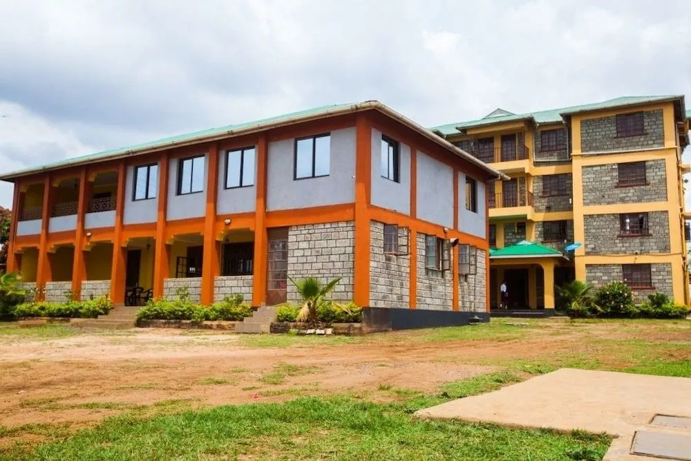 Everest House Hotel