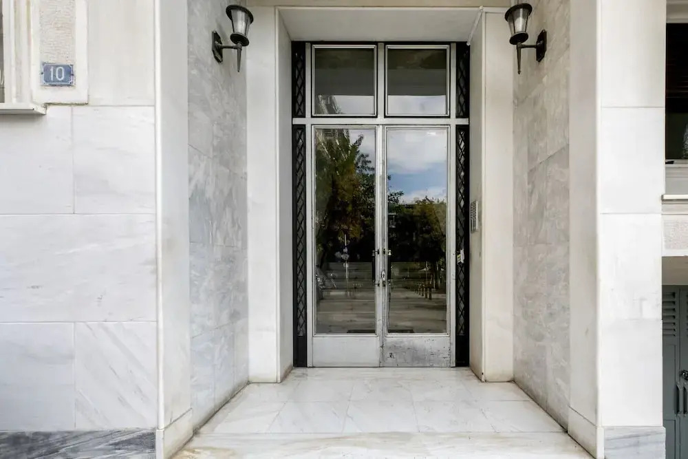 Plantaea Studio - Athens Escape