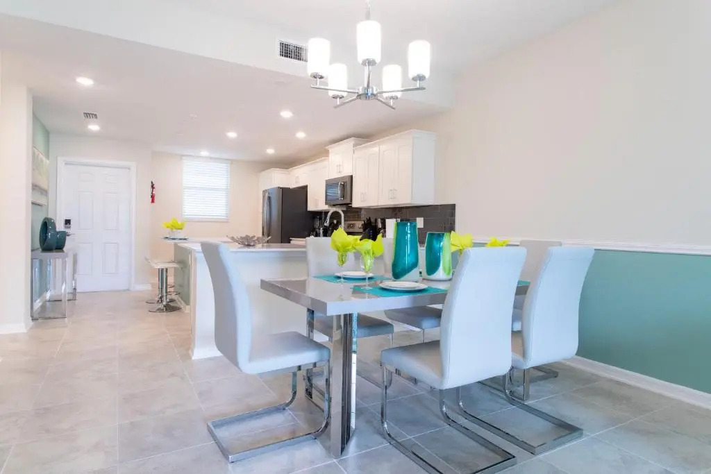 Wonderful 2 Bd Close To Disney @ Storey Lake 204