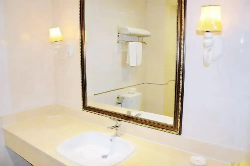 Xining Xibai Hotel