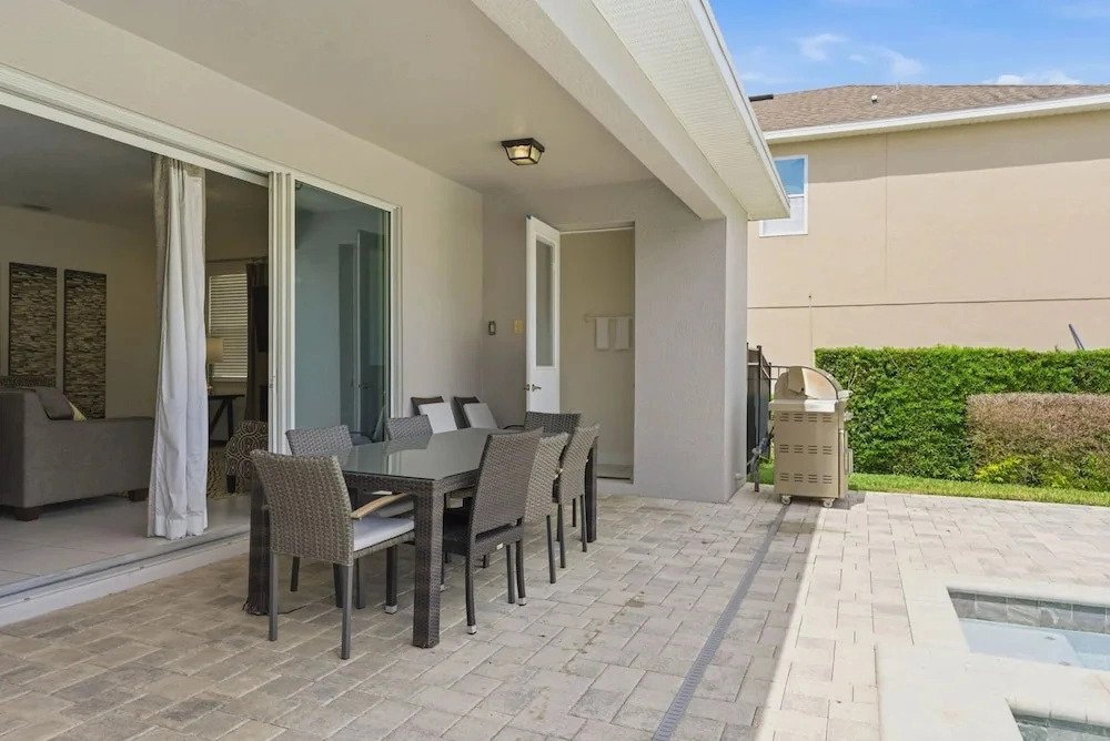 Comfort 6BR Getaway Private Pool Great Location