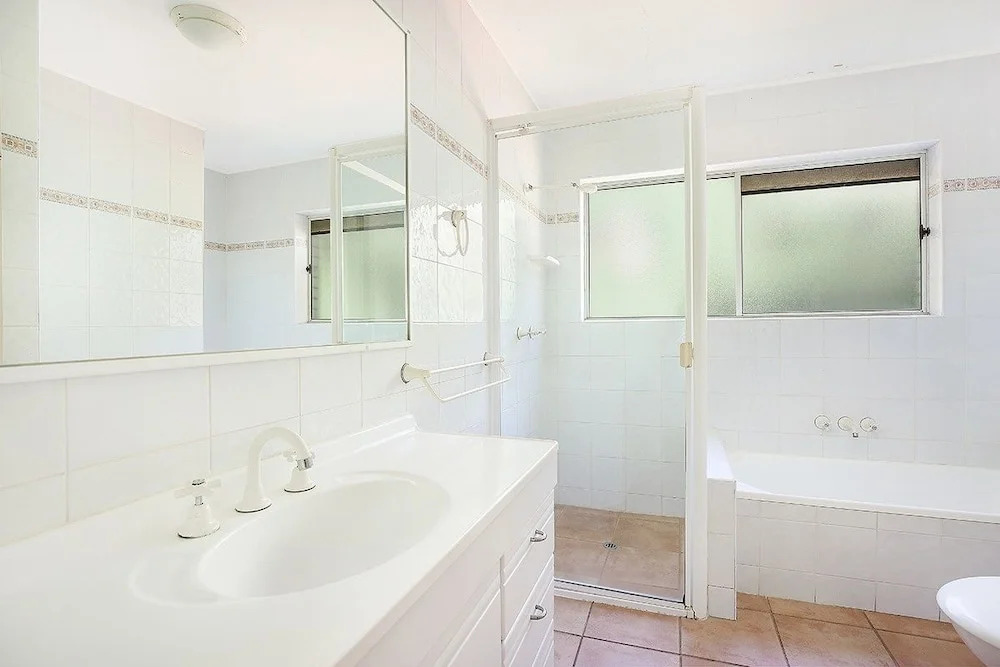 Amazing Waterfront Views Sunshine Coast H330