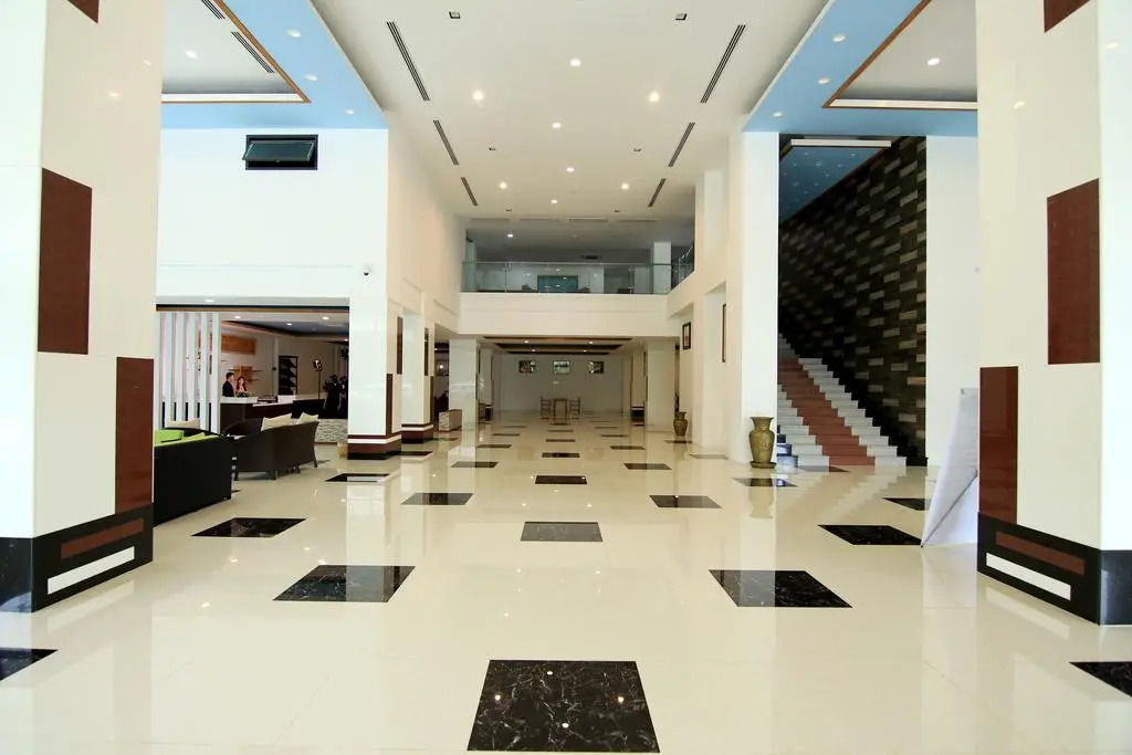 Myanmar Life Hotel