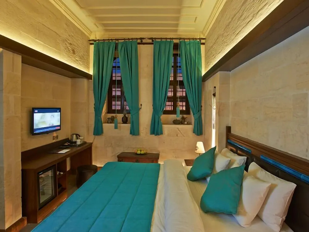 Sirehan Hotel