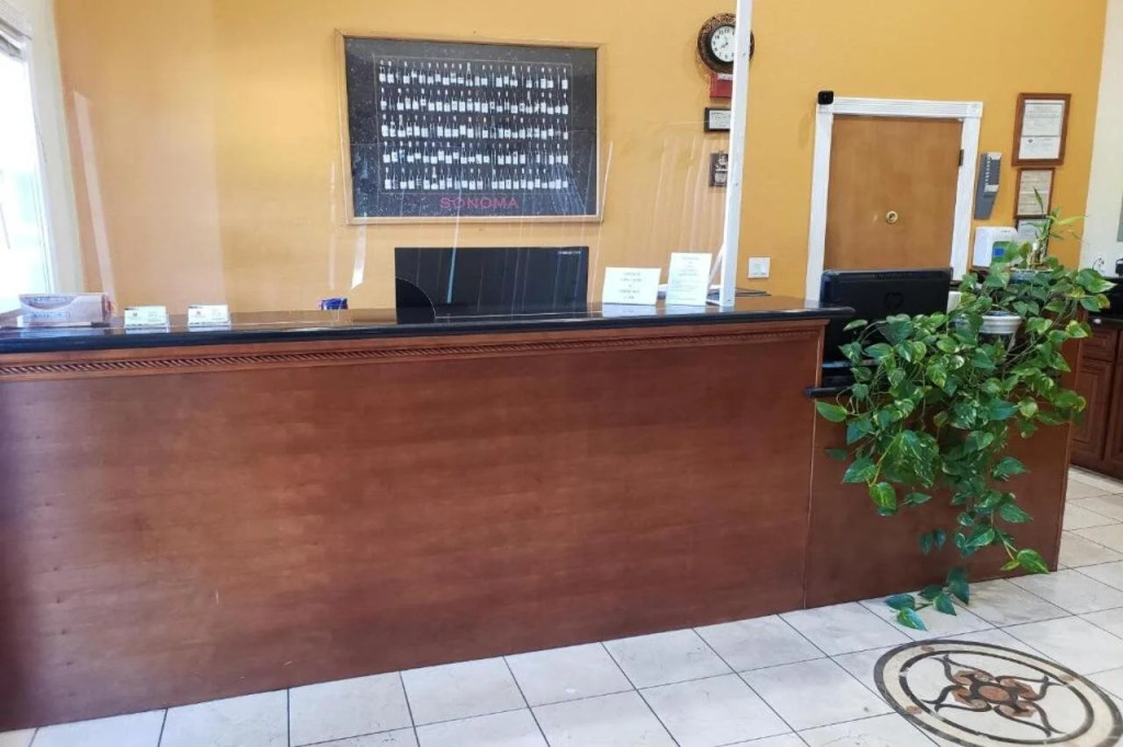 Fairview Inn & Suites