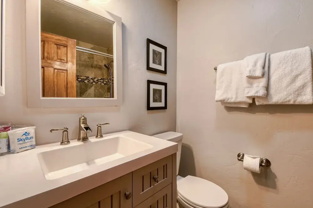 E309 W Beaver Creek Blvd 2 Bedroom Condo