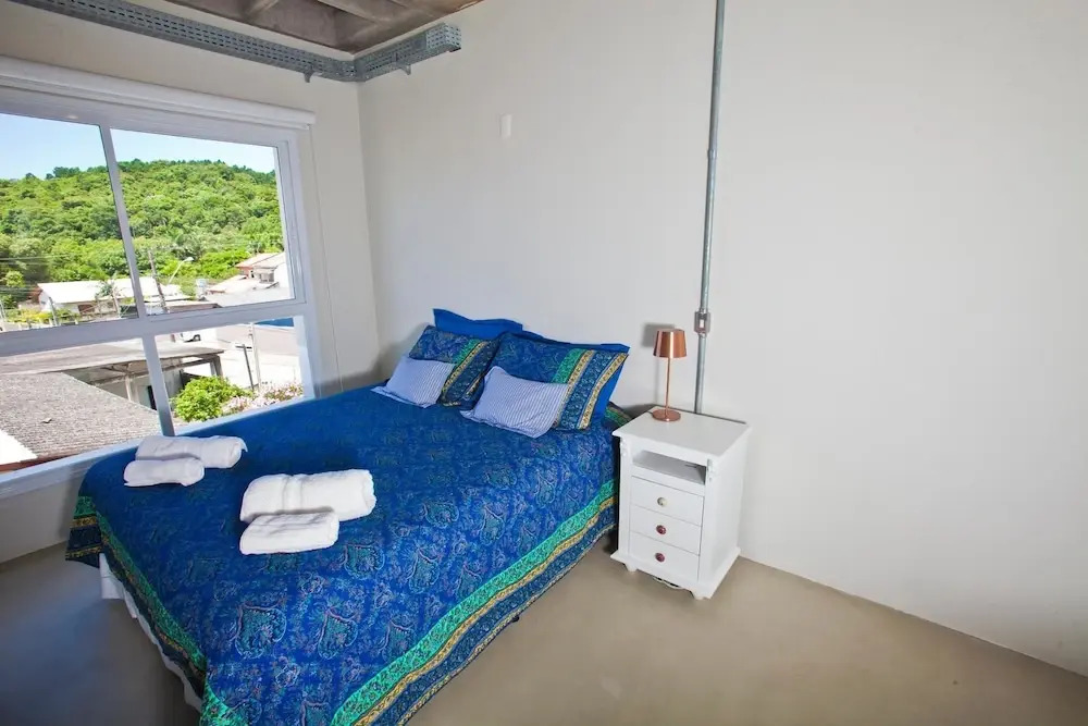 FL002 2 Bedroom Apartment By Senstay
