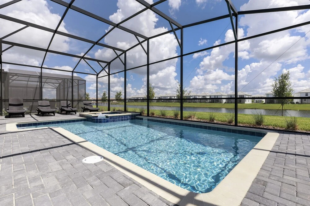2925FS - Storey Lake