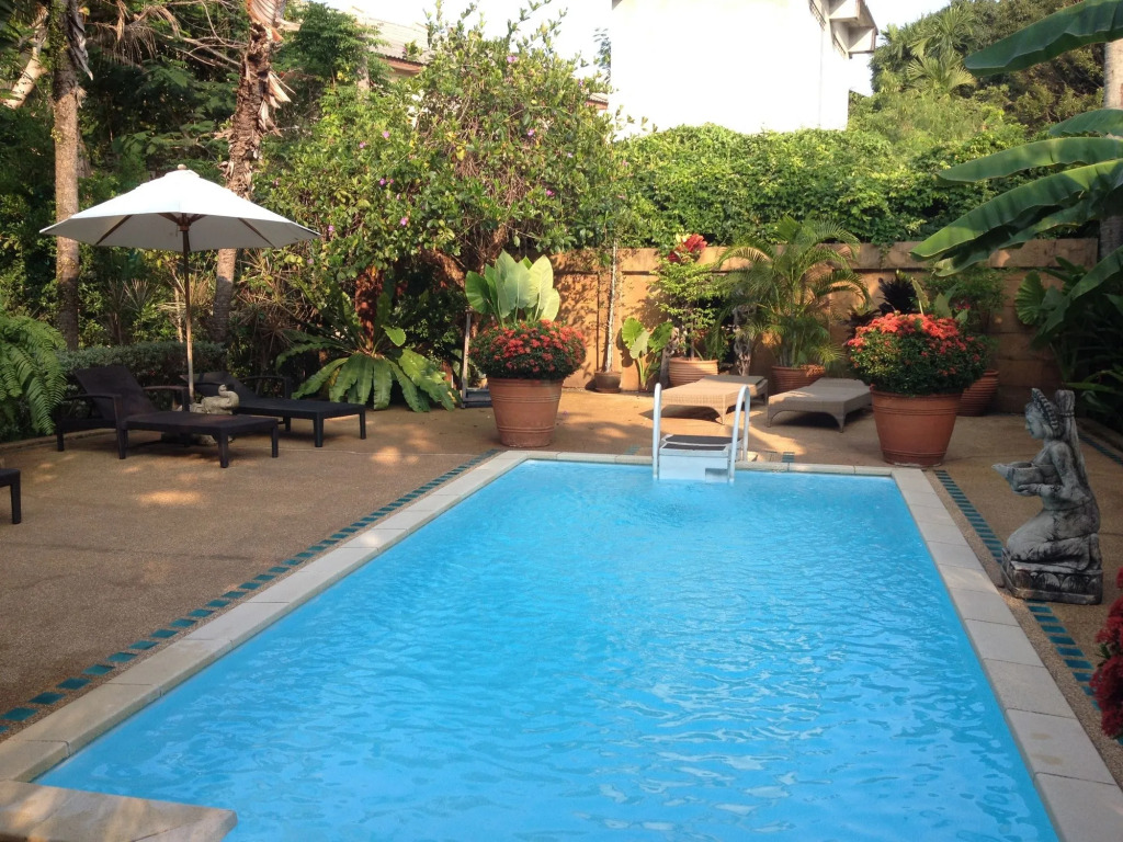 Ban Kaew Villas