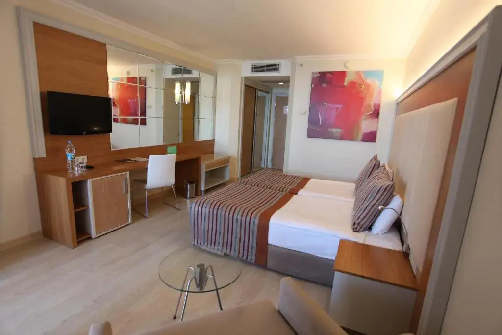 AQI Pegasos Resort