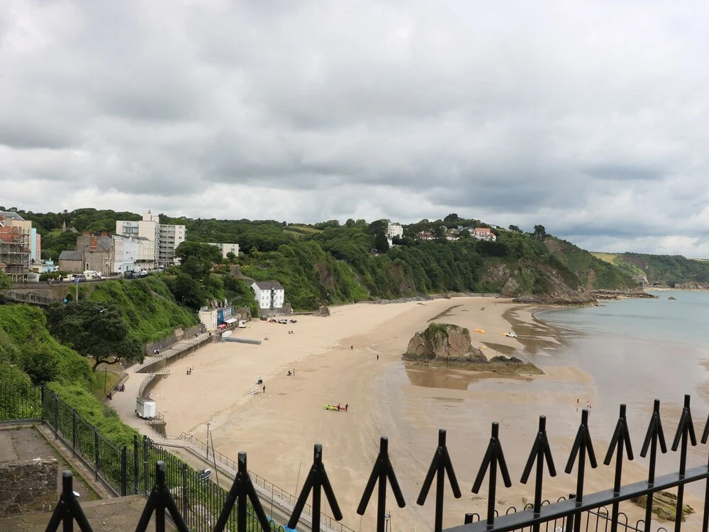 1 Beachtop Court