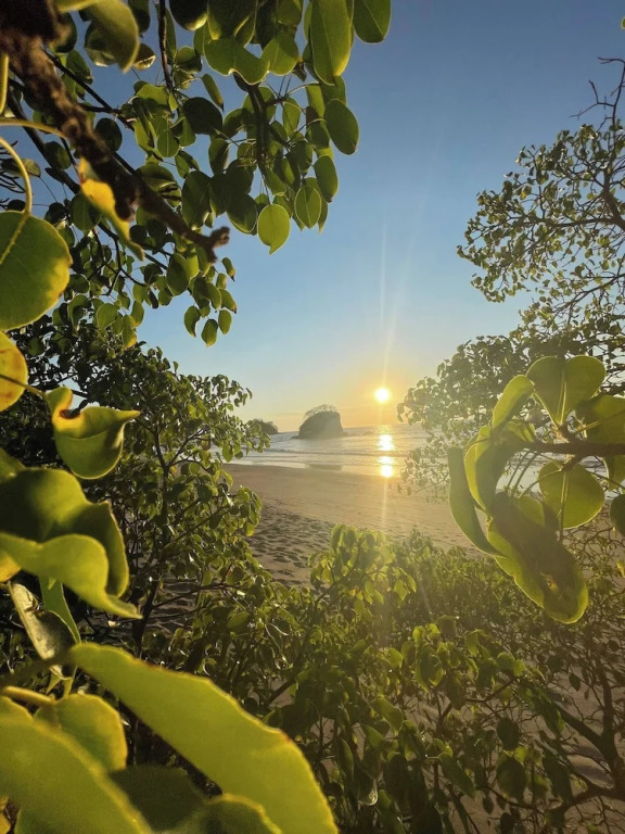 Family Jungle Stay, Minutes to Playa Conchal