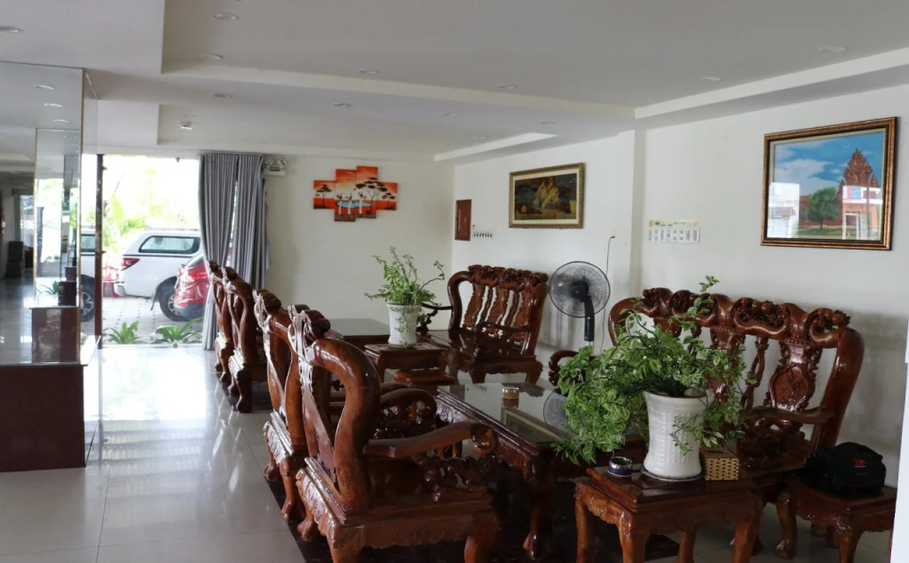 Loan Hien Hotel