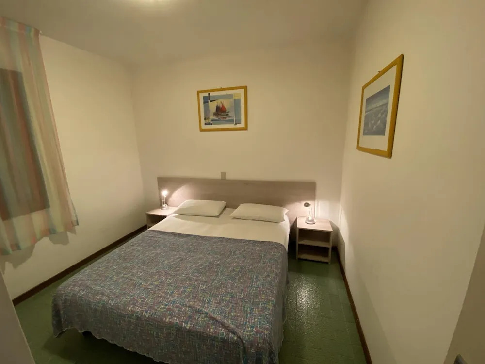 Rose in Bibione With 3 Bedrooms and 1 Bathrooms