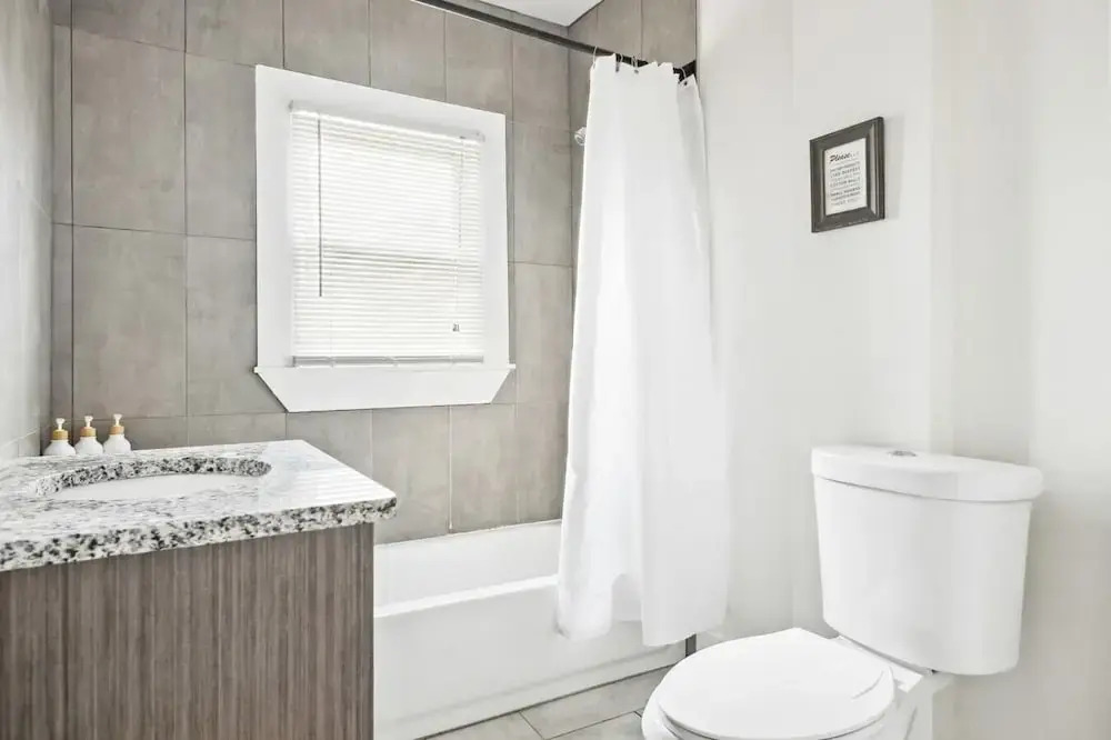8 Guests, 4Bd Vacation Home Art Gallery, Detroit
