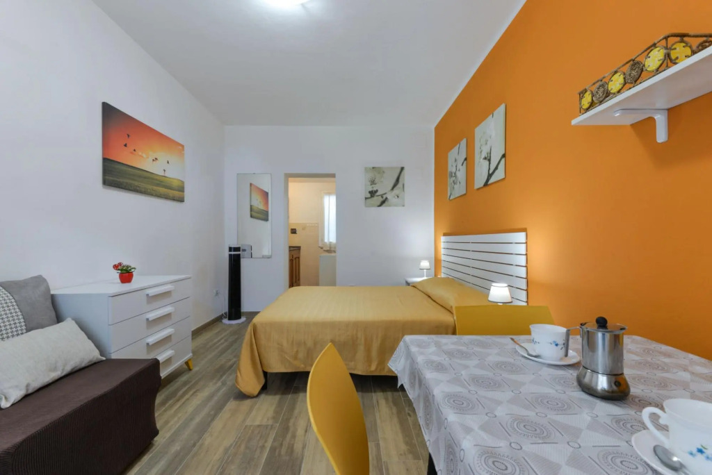 One-room apartment with sea view garden-Eco
