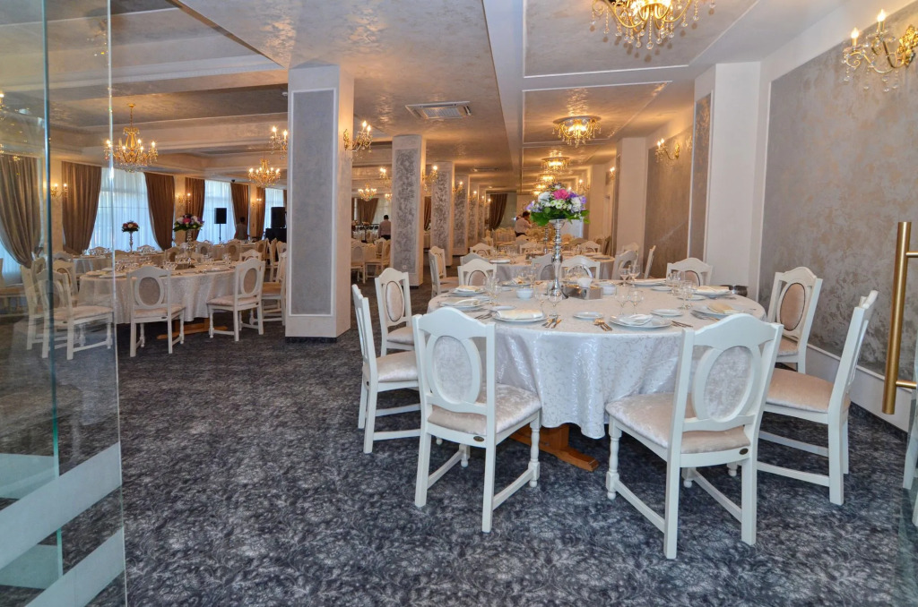 Hotel Queen Vera