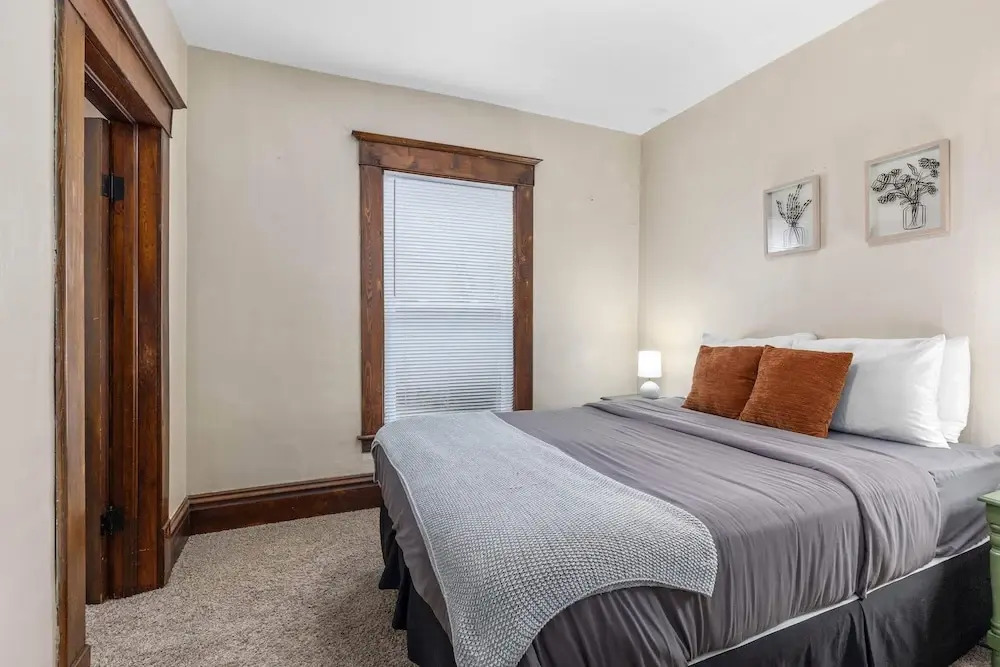 HIstoric 4 BR Near Fulton St