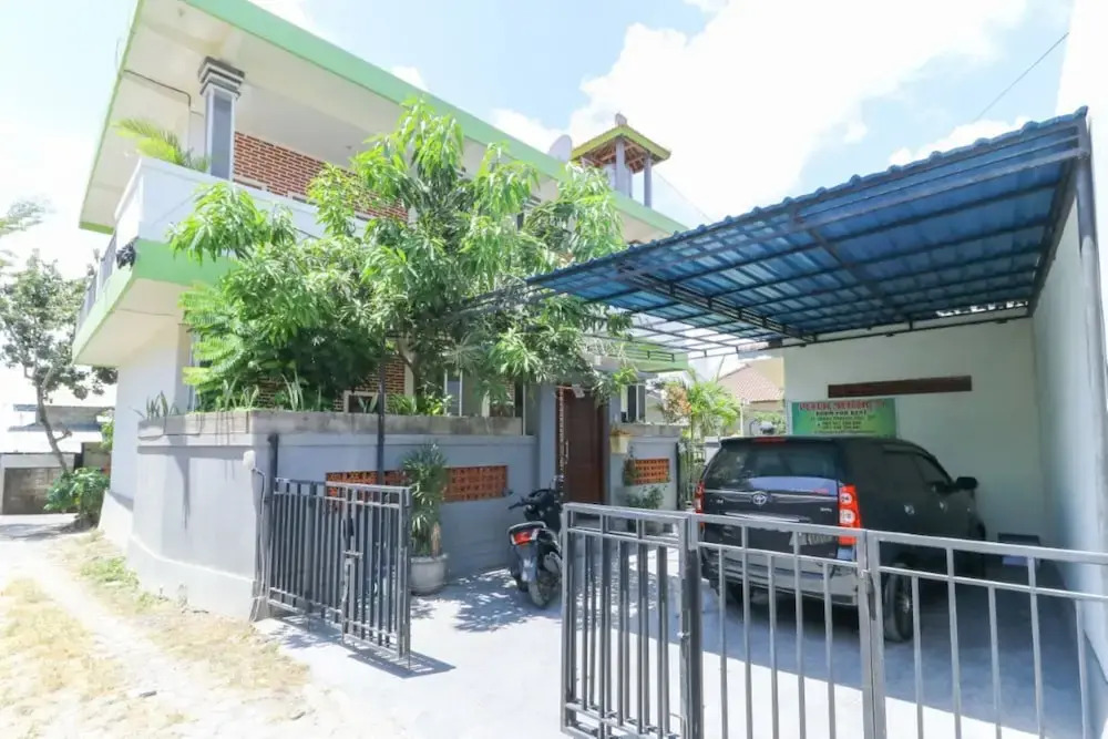 Pucuk Merah 51 Guesthouse Canggu