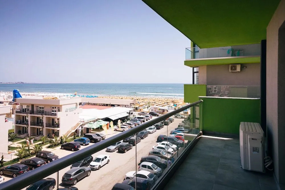 Alezzi Beach Resort