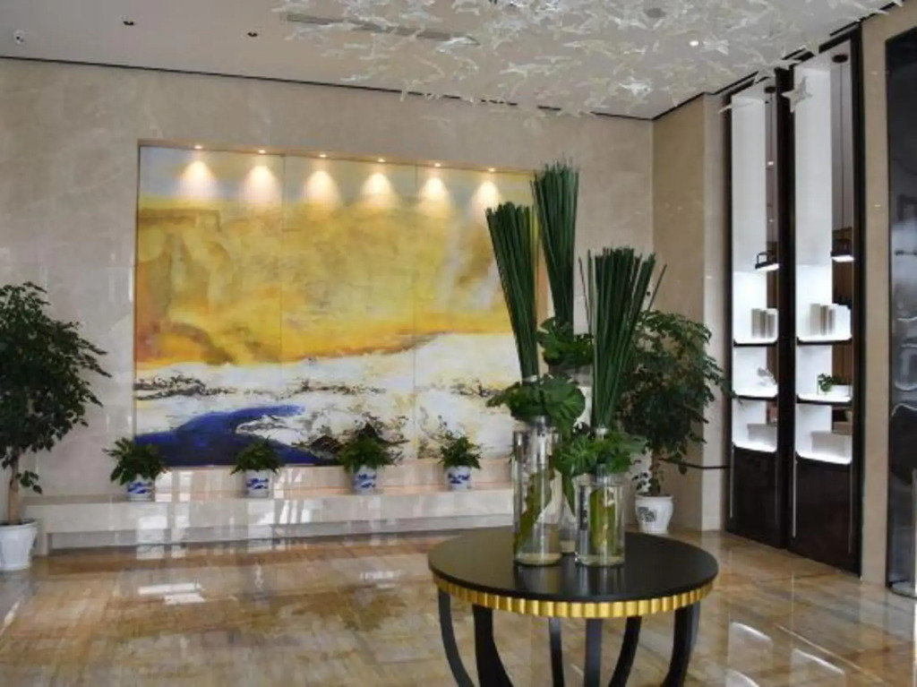 Miou International Hotel