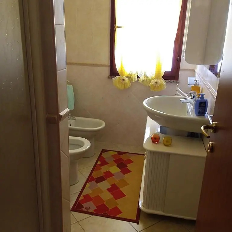 Casa vacanze Antonella Pula a 750mt dal centro