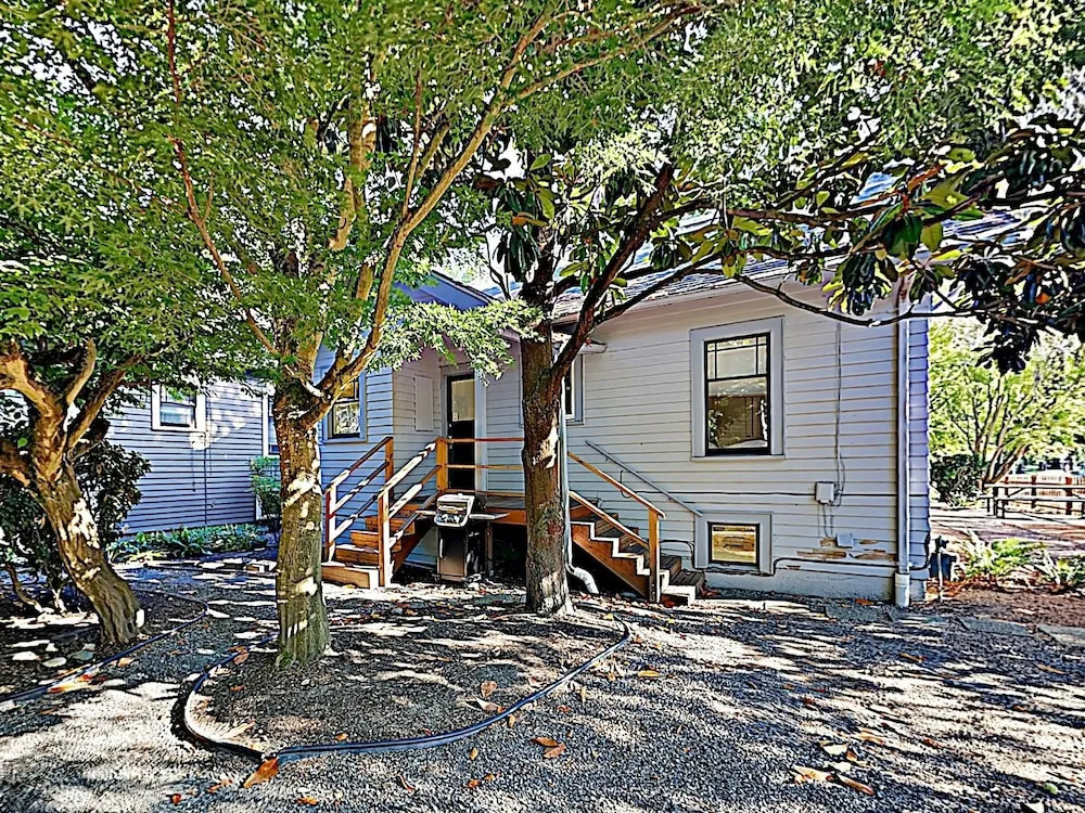 New Listing! Lovely & Spacious , Near Lake 4 Bedroom Home