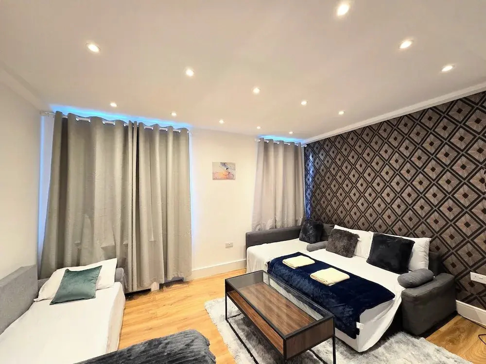 Cozy Apt Step Away Hyde Park and Oxford Street