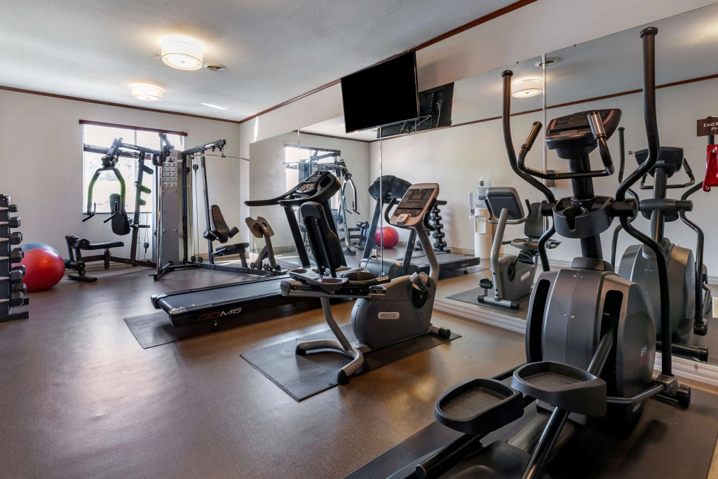 Best Western PLUS Sparta Trail Lodge