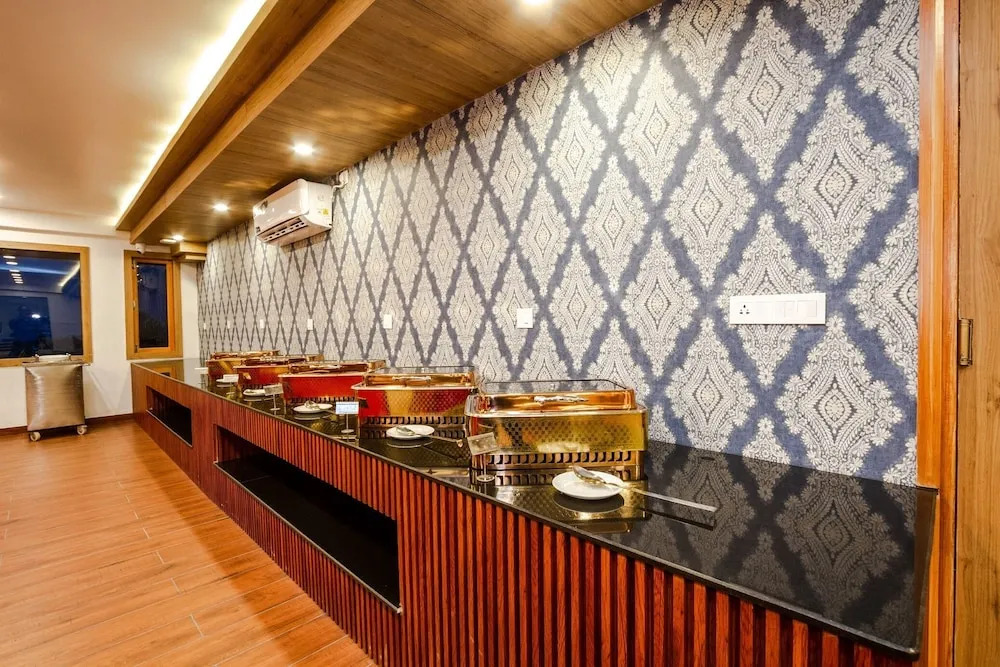 Anand Vardhan Resorts - A Spiritual & Wellness Retreat, Manali