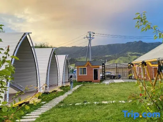 Nalati Qili Shantang Wild Luxury Homestay