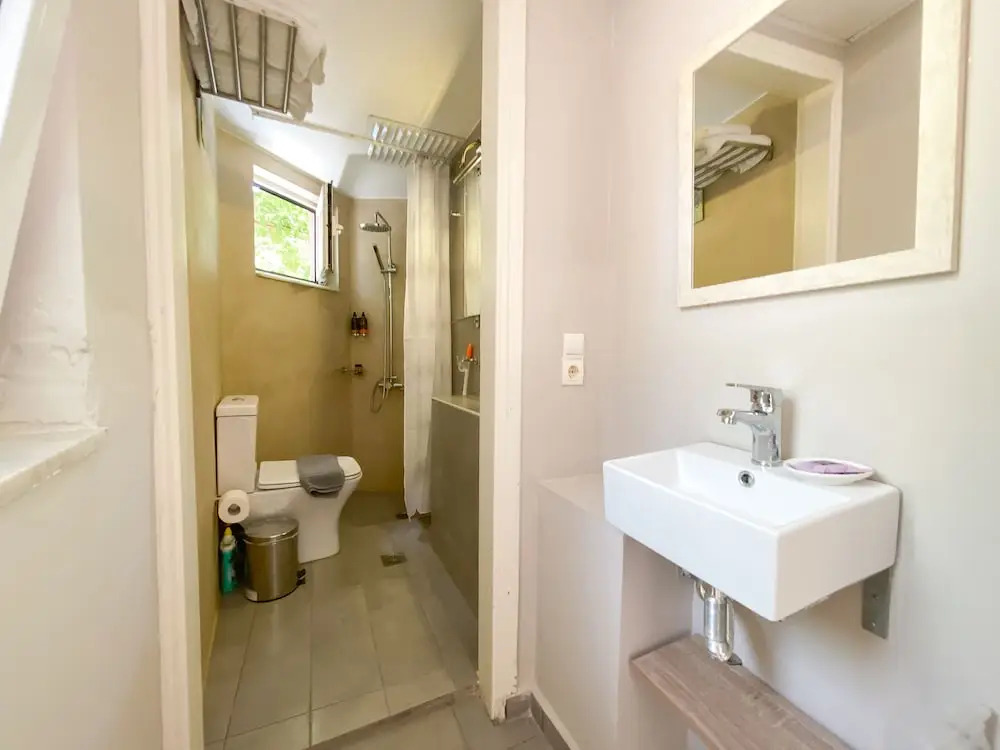 Yasmine Apartments