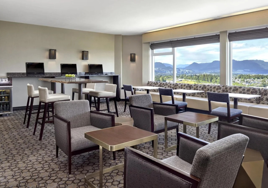 Sheraton Vancouver Guildford Hotel