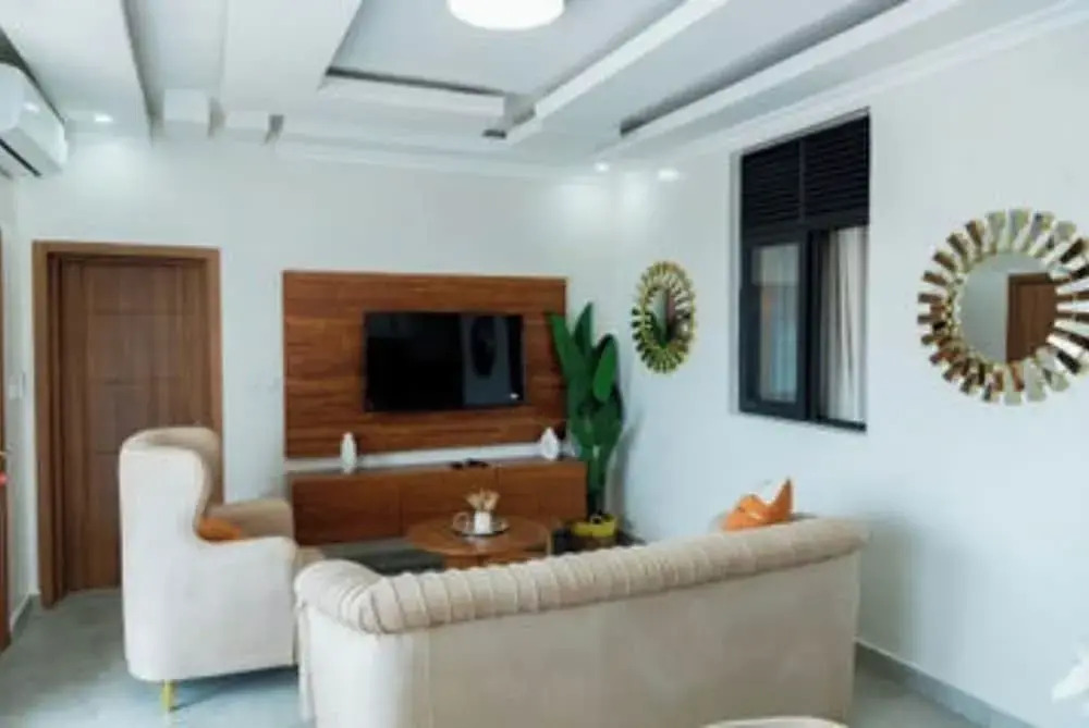 Tranquil Point Residence