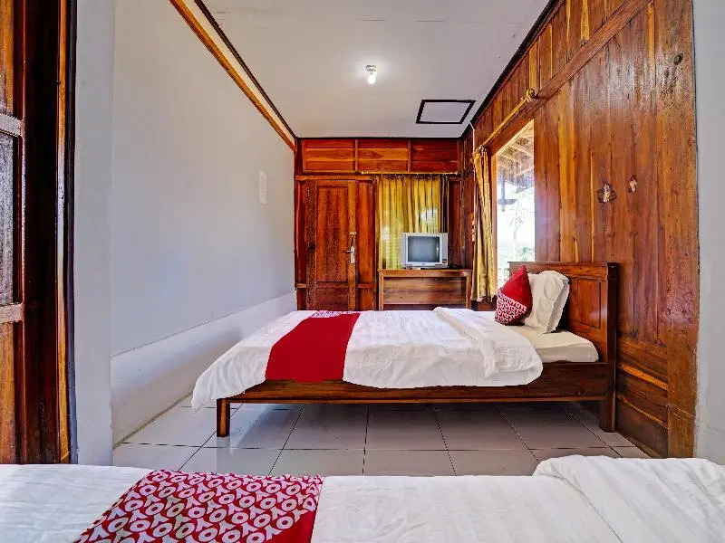 Oyo 91201 Larasati Homestay Pantai Klayar